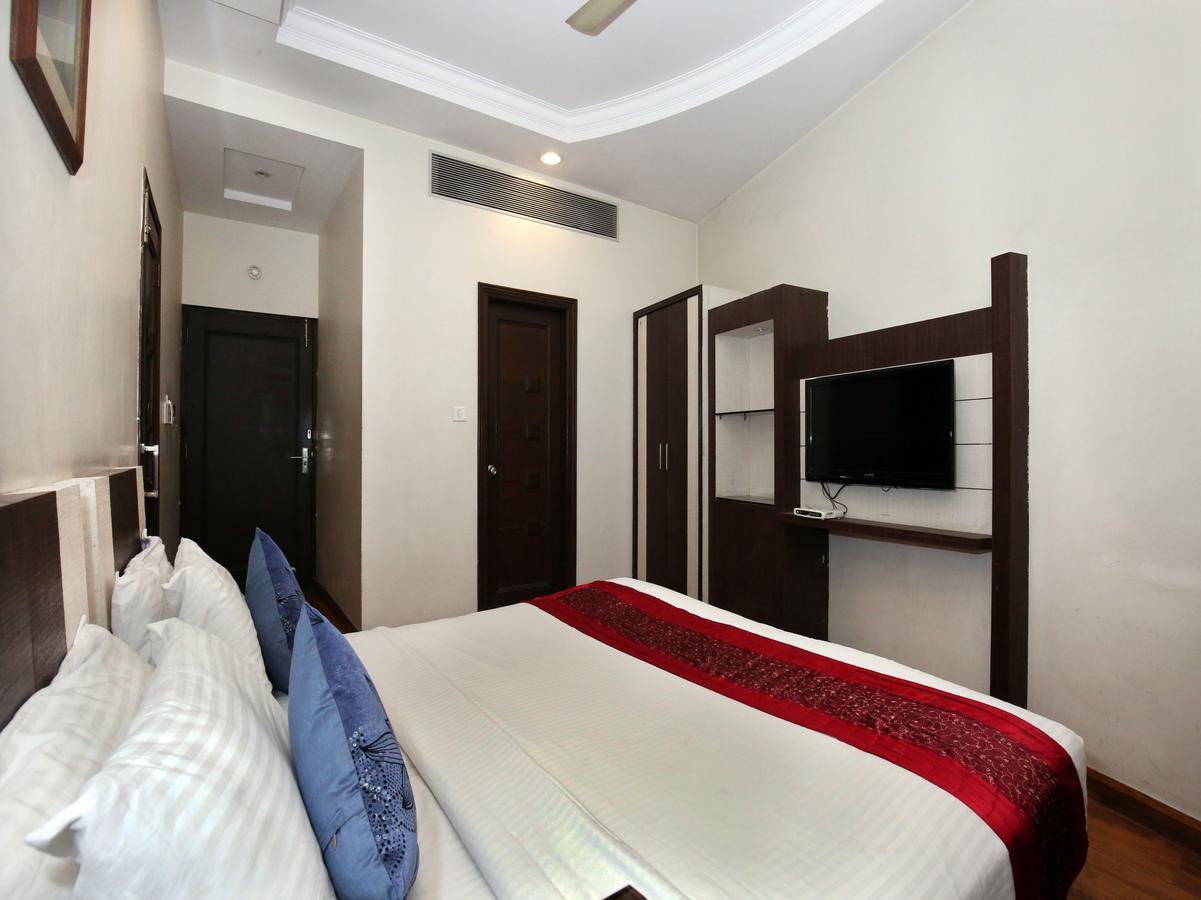 Oyo Flagship 113 Golden Temple Road Hotel Amritsar Bagian luar foto